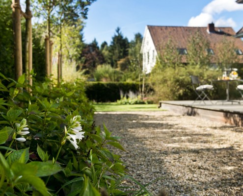 Kies und Schotter als Alternative bei Weg oder Terrasse