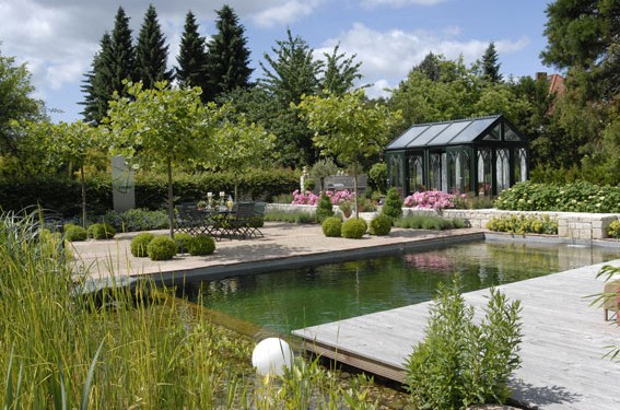 Pflanzen mit Motto Hochstammspaliere